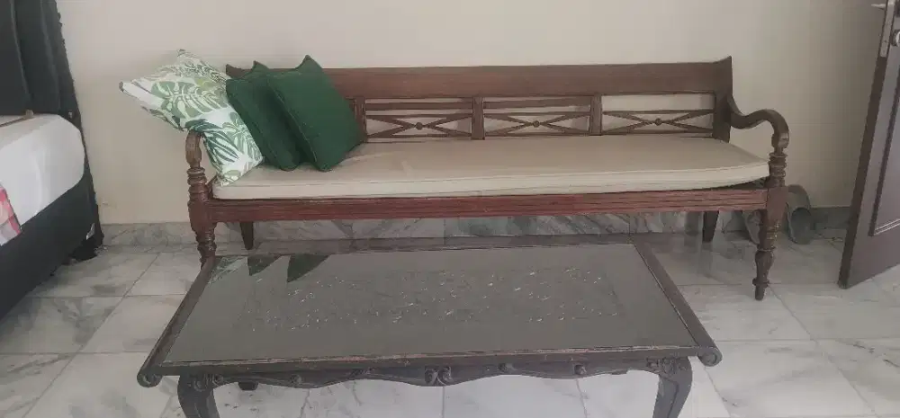 Kursi dan meja jati jepara