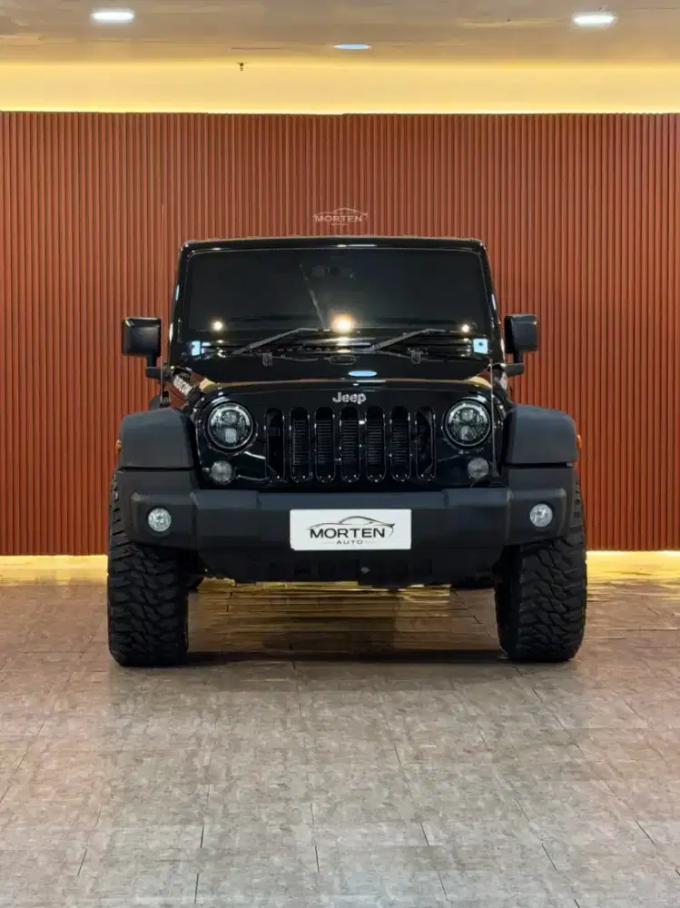 (KM 32rb) Jeep Wrangler Renegade Sport 3.0 At 2015