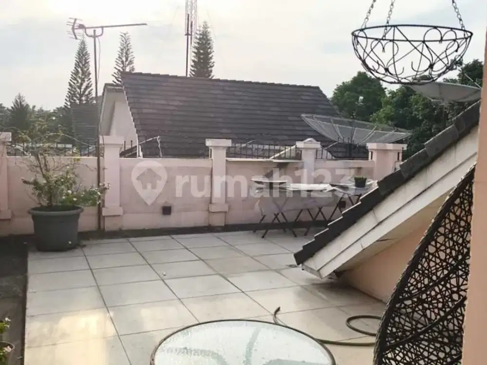 Ruko De Latinos di Sewakan Jarang Ada