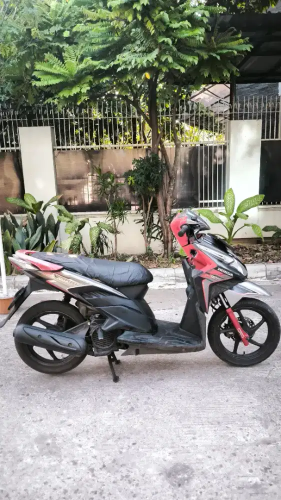 HONDA VARIO TECHNO 110 TAHUN 2010