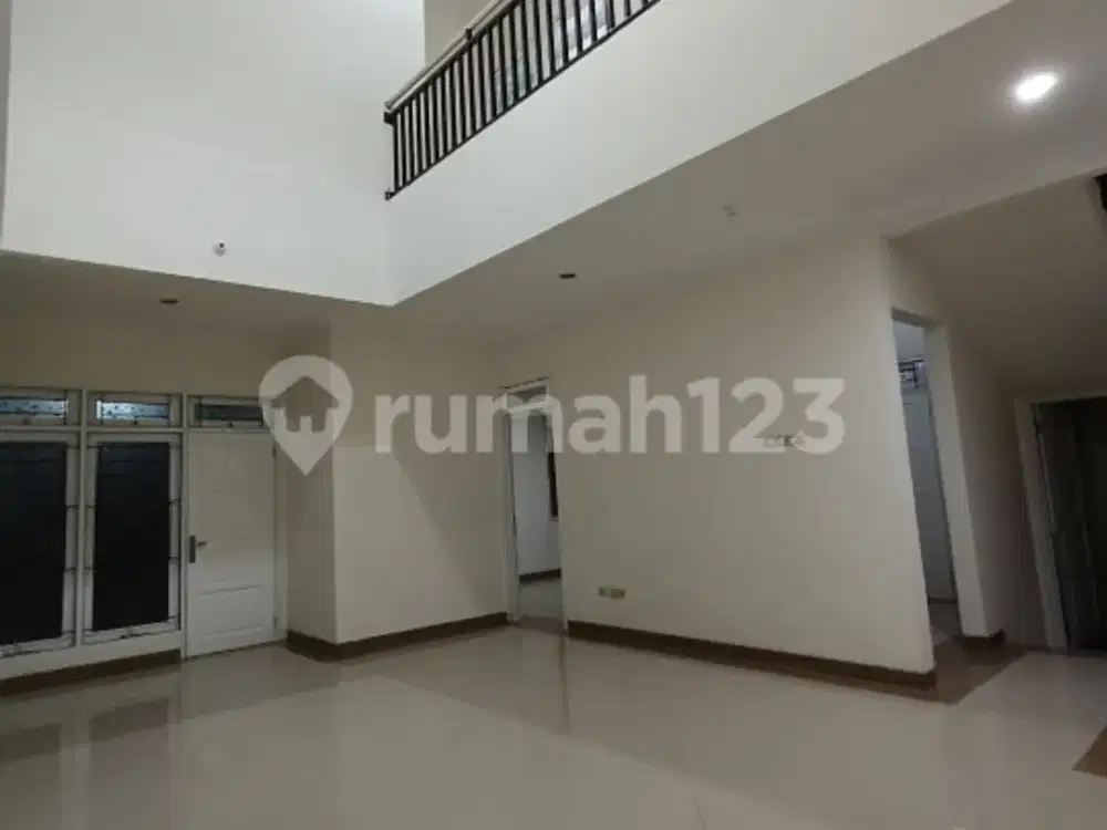Rumah Siap Huni 4+1Kamar Tidur di BSD Puspita Loka