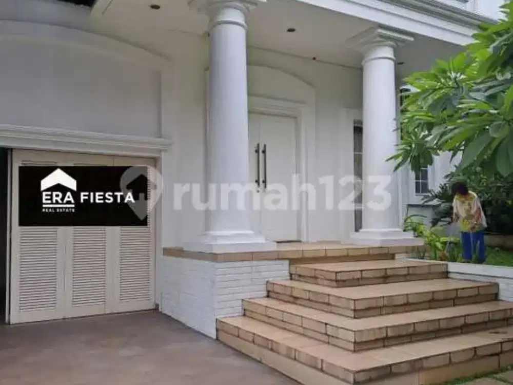 Rumah Semifurnish Siap Huni Ada Private Pool di De Park Bsd