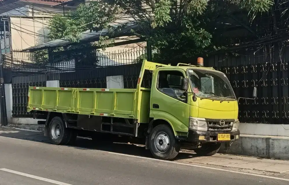 Hino Dutro 130MDL Long double ban 6 bak 3way 2014