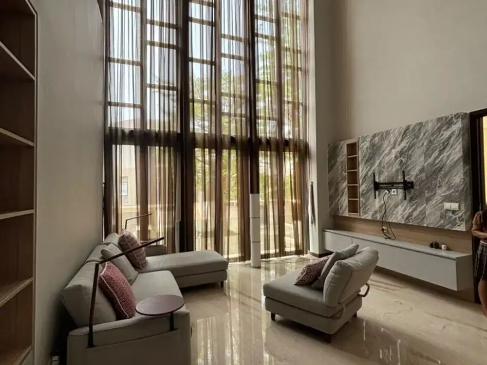 Dijual Rumah Mewah Cantik di Cluster Lancewood Navapark BSD, tangerang Selatan