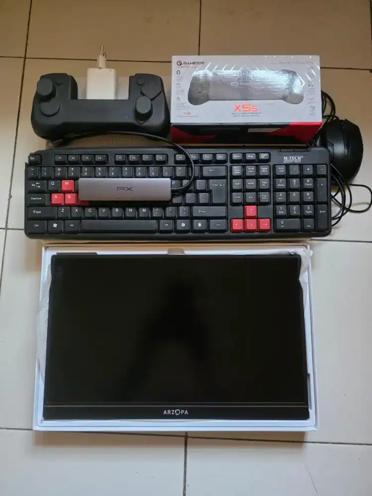 Monitor Arzopa Z1FC + Gamesir X5s