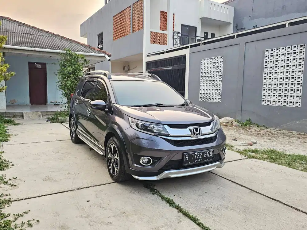 [MURAH] HONDA BR-V PRESTIGE MATIC 2017 PAJAK PANJANG!