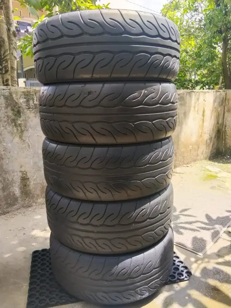 Advan neova AD08R R15