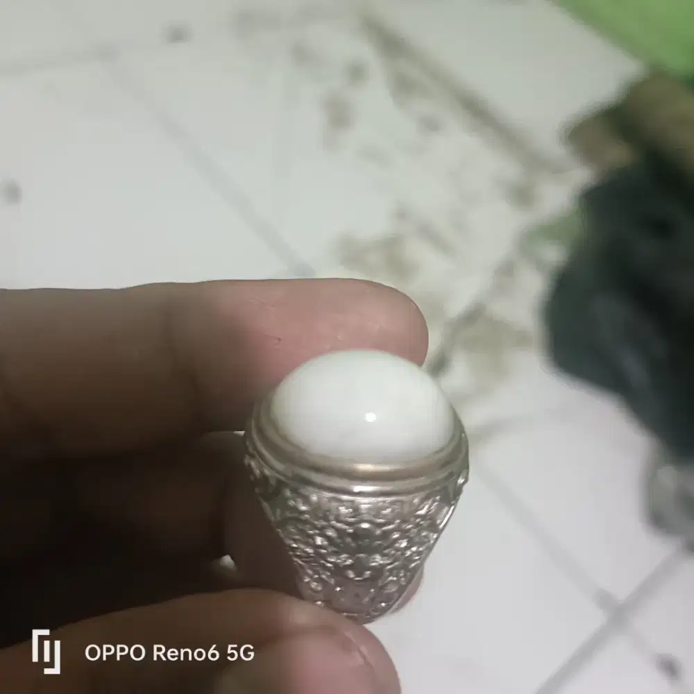 Batu cincin moon stone