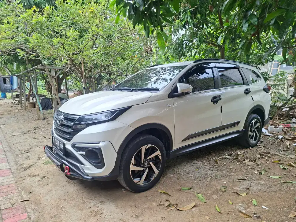 Toyota Rush 2022 GR  km low 44 rb