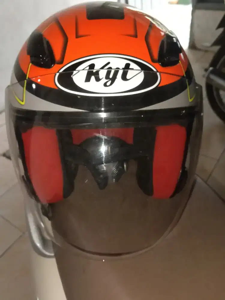 Preloved helm KYT