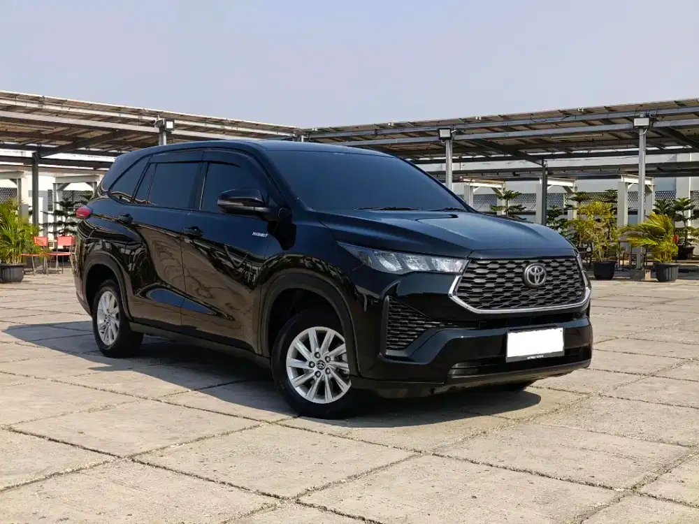 Innova Zenix G Hybrid 2.0 AT 2024