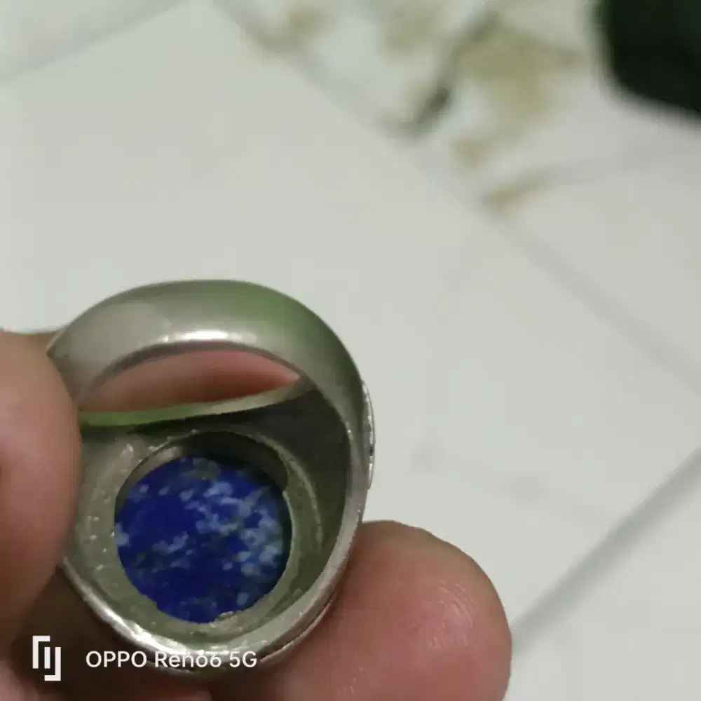 Batu cincin lapis lazuli