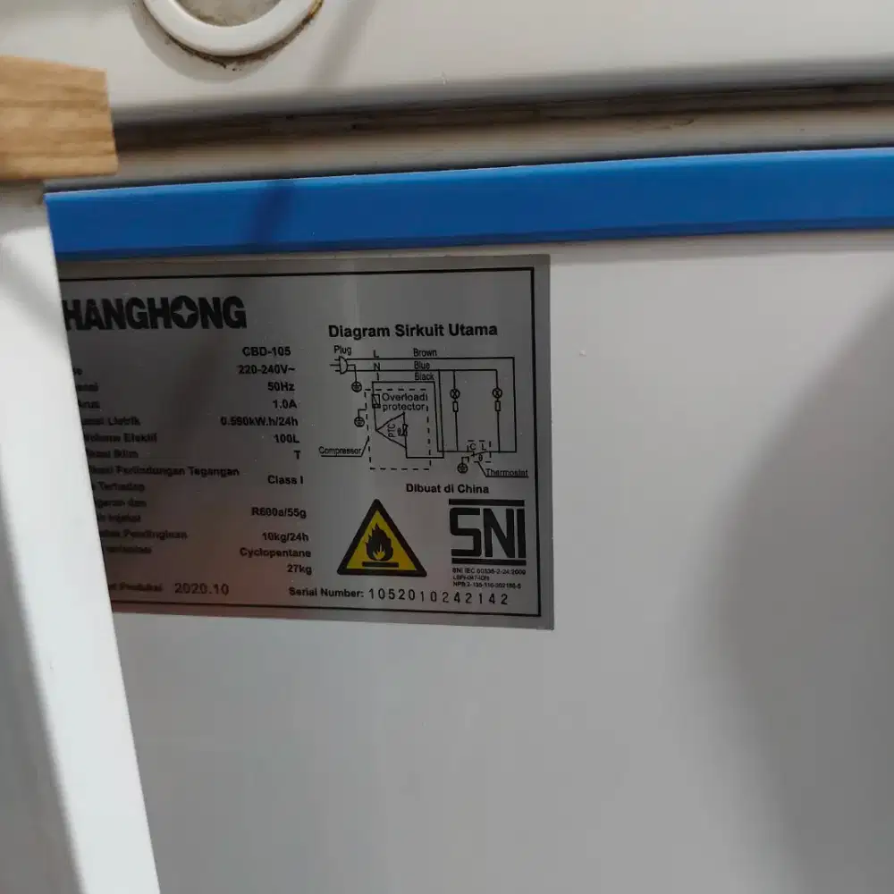 dijual freezer second changhong