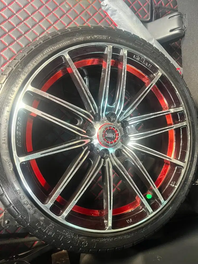 Dijual Velg HSR ring 17 plus Ban