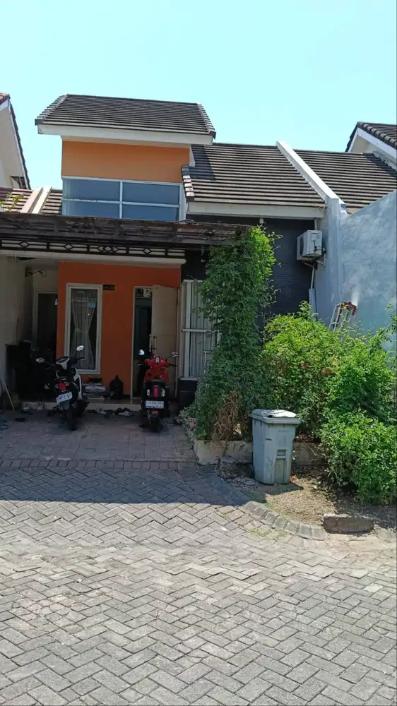 Dijual Rumah Mungil Cantik La Diva Menganti