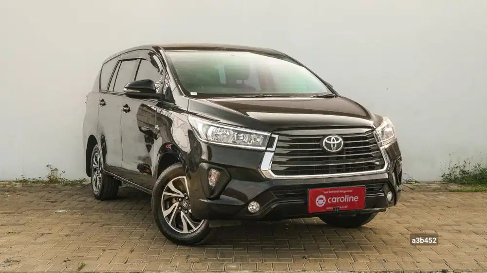 TOYOTA INNOVA G 2.0 AT 2021 HITAM