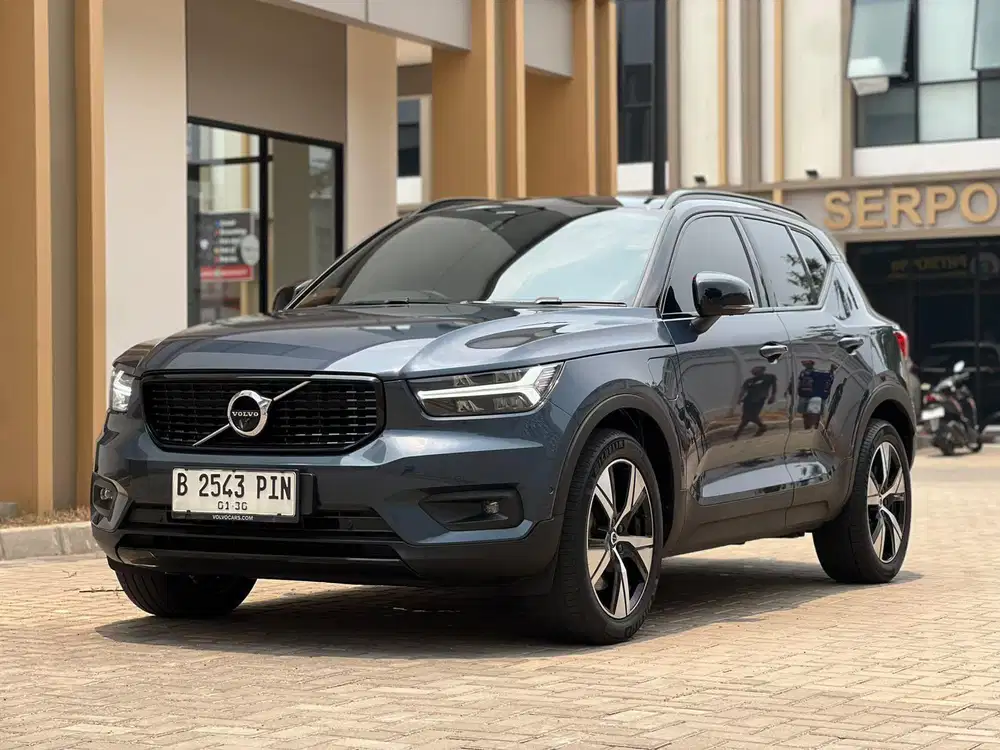 (LOW KM) Volvo XC40 PHEV AT 2022 Pajak Panjang
