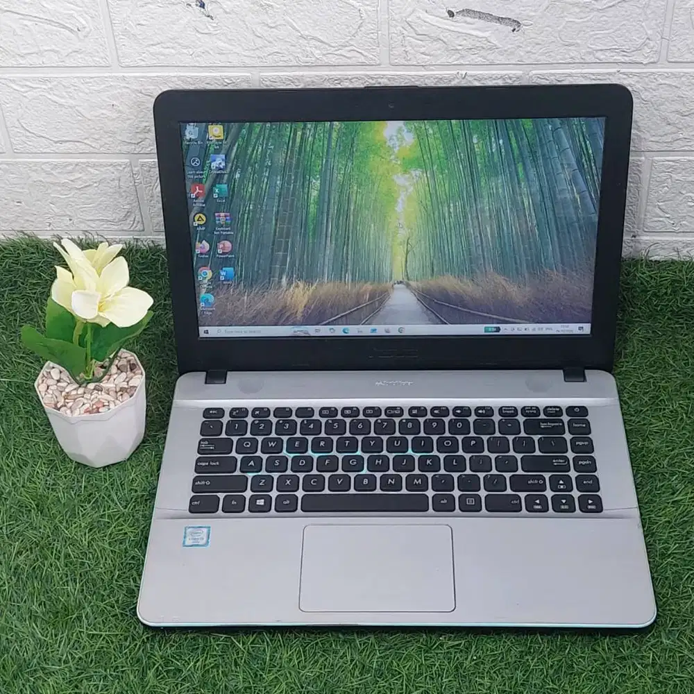 ASUS X441U SILVER INTEL CORE i3-6006U RAM 8GB SSD 256GB