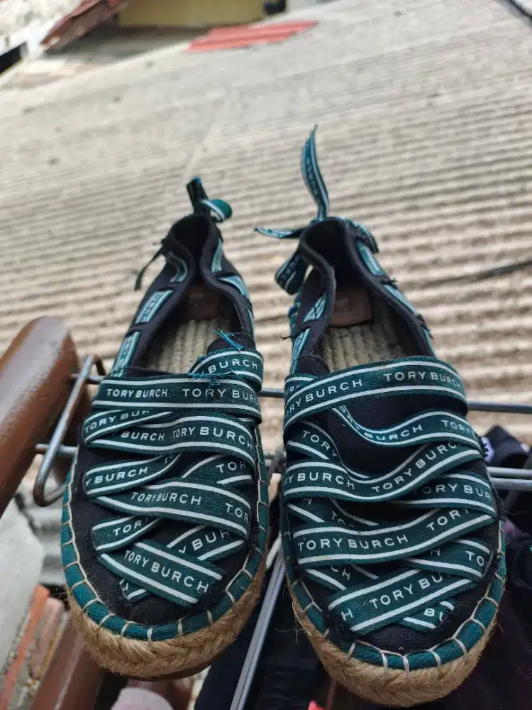 Jual slimp on sepatu Torry Burch