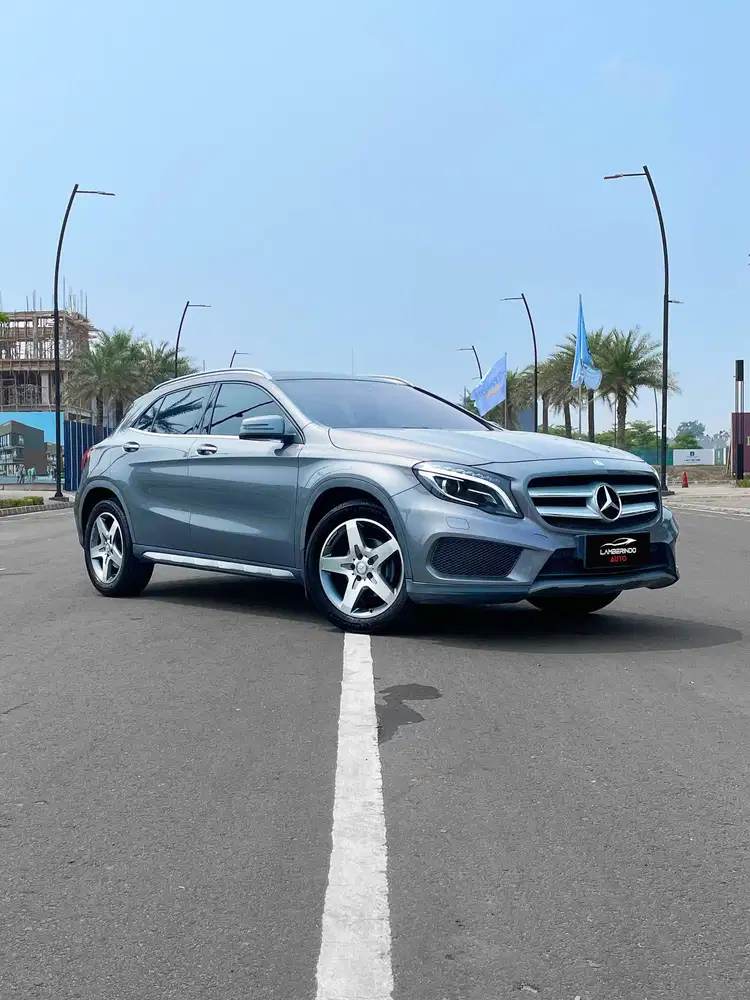 MERCEDES BENZ GLA200 AMG 2017