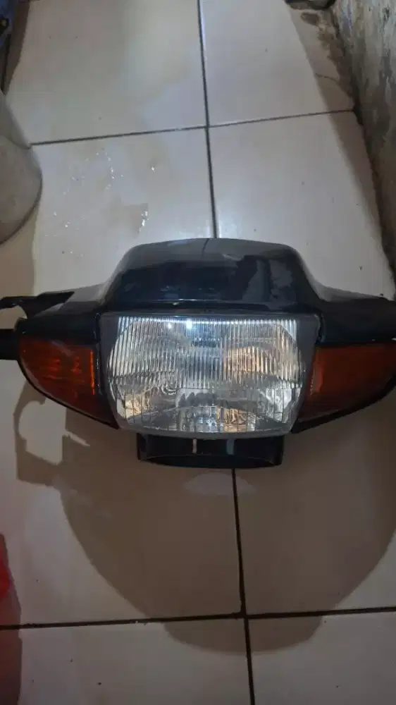 haedlamp  depan / patok lampu set supra 110