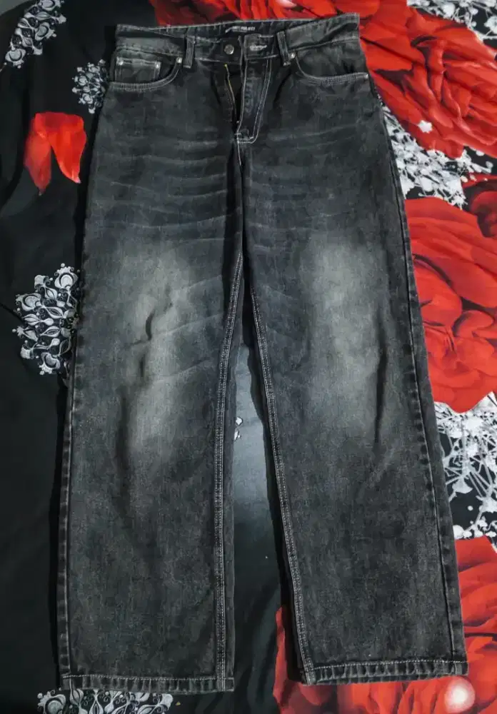 Baggy jeans ukuran M