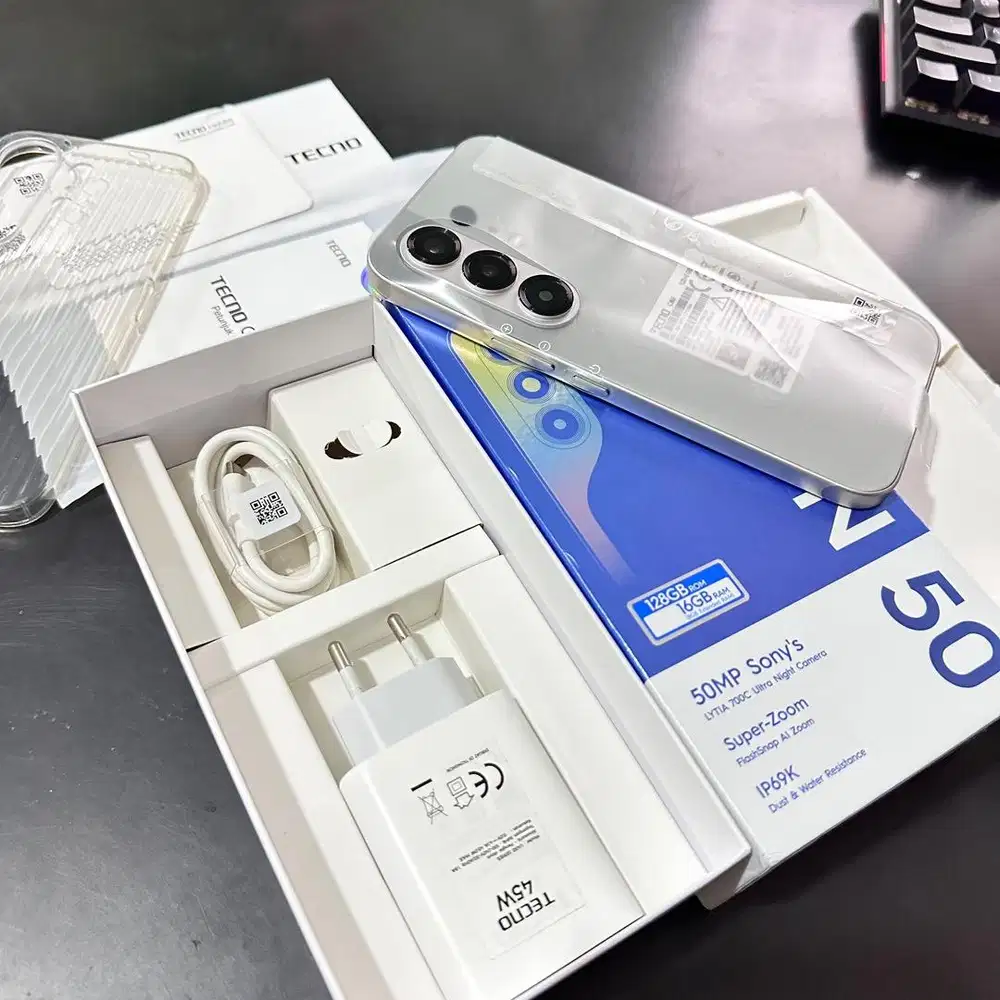 Camon 50 ram 8/128 fullset kaya baru