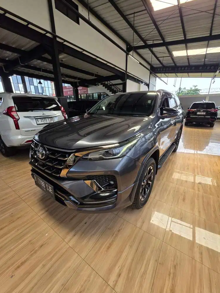 Toyota Fortuner GR Sport 2.4L A/T 2021
