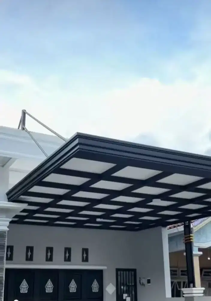 menerima pesanan:kanopi.pintu pagar.konttuksi baja dll