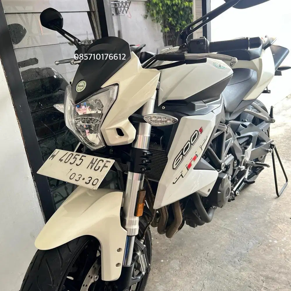 Benelli TNT600cc like new pemakaian 2025