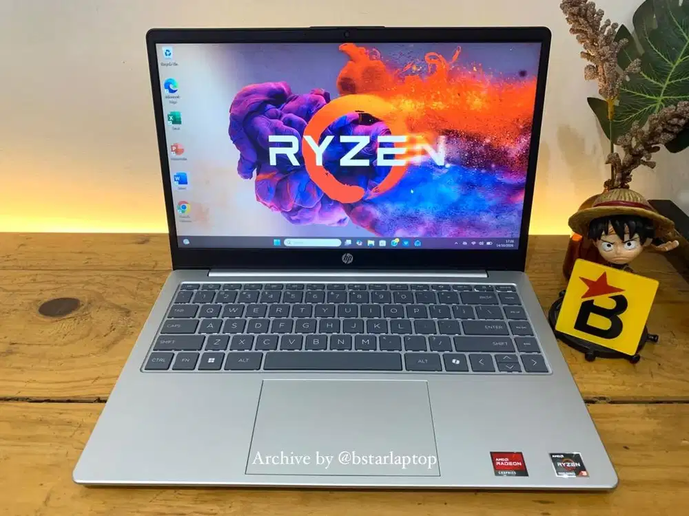 Laptop HP 14-em0xx Ryzen 3 7320U RAM 8 GB LPDDR5/512 GB SSD Unit Mulus