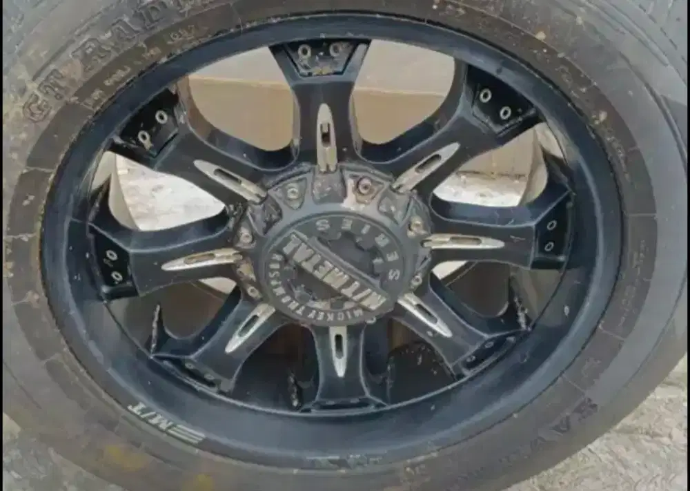 Velg Second MT METAL ring 20 ban GT Radial Savero HT2 275/55R20 SUV