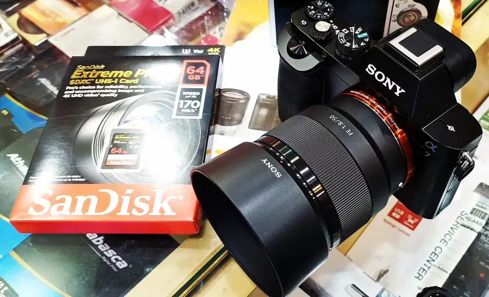 Mirrorless Sony Alpha 7