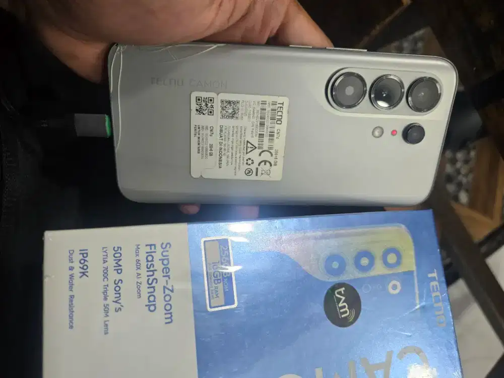 Tecno camon 50 pro 8+8/256 5G msih grnsi retak bekng aja msh bgs bs TT