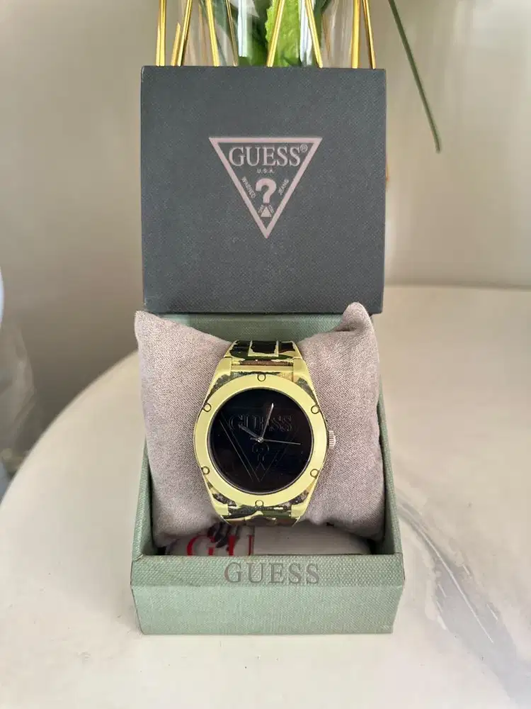 Jam Tangan Guess Unisex W0979L16 Camo Original