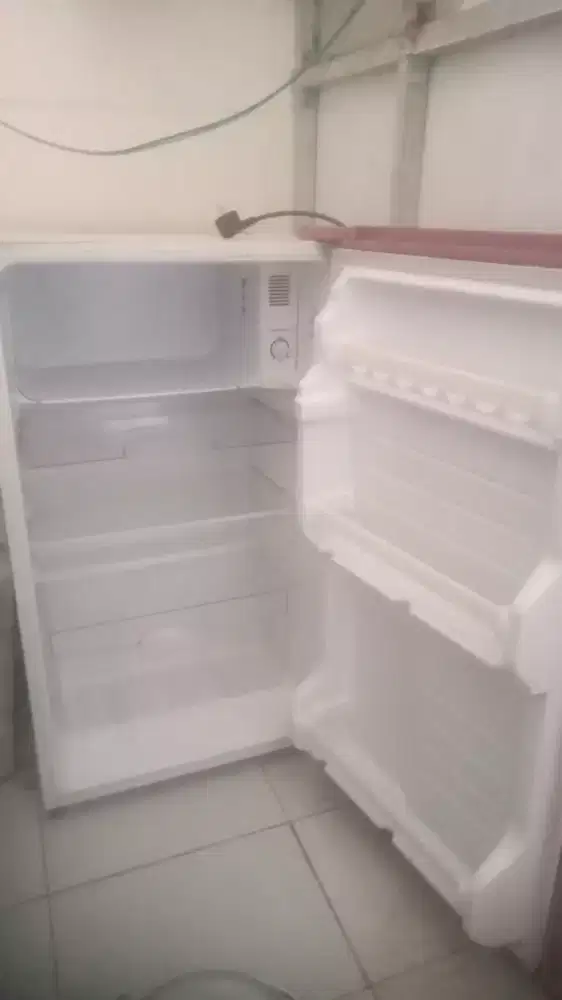 Kulkas normal tidak pernah servis