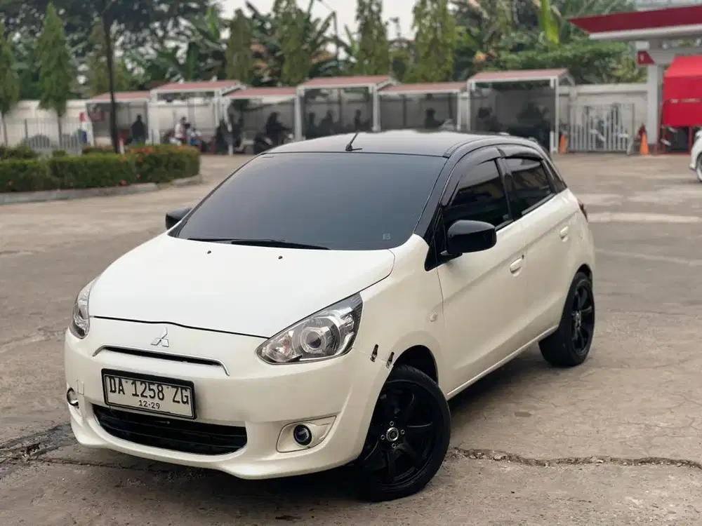 MITSUBISHI MIRAGE 1.2 AT EXCEED 2014 DA
