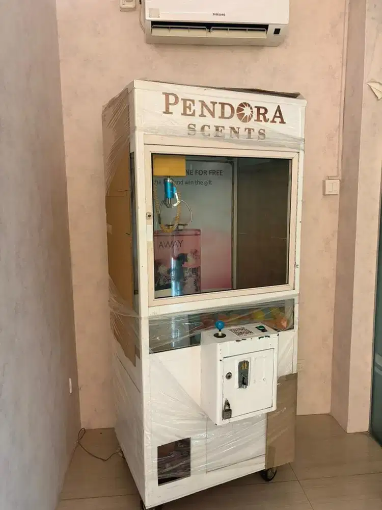 Mesin Capit Boneka (Claw Machine) untuk Usaha Hiburan