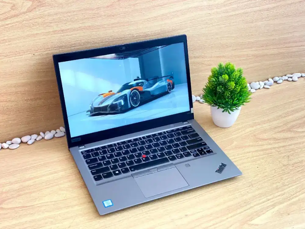 LAPTOP TIPIS RINGAN SPEK TINGGI WARNA ELEGAN LENOVO THINKPAD T490