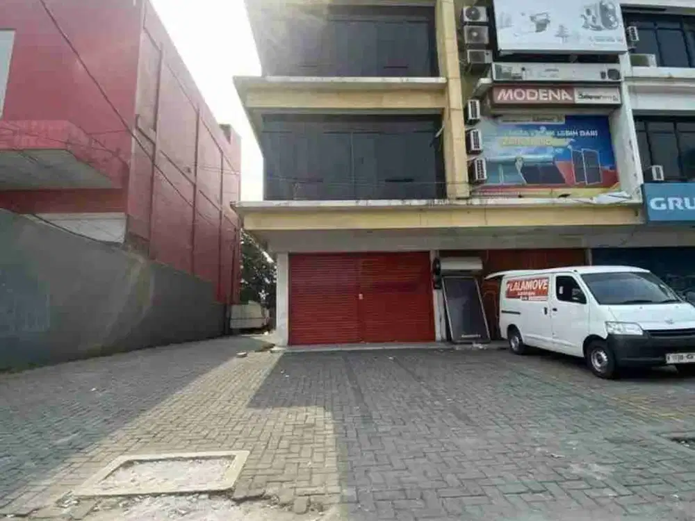 Ruko 4 lantai,posisi hook cocok untuk segala jenis usaha. Rempoa Ciputat Timur