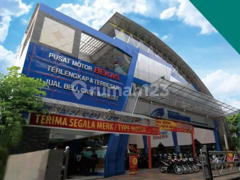 Gedung di Ciateul Pungkur Dekat Alun Alun Bandung