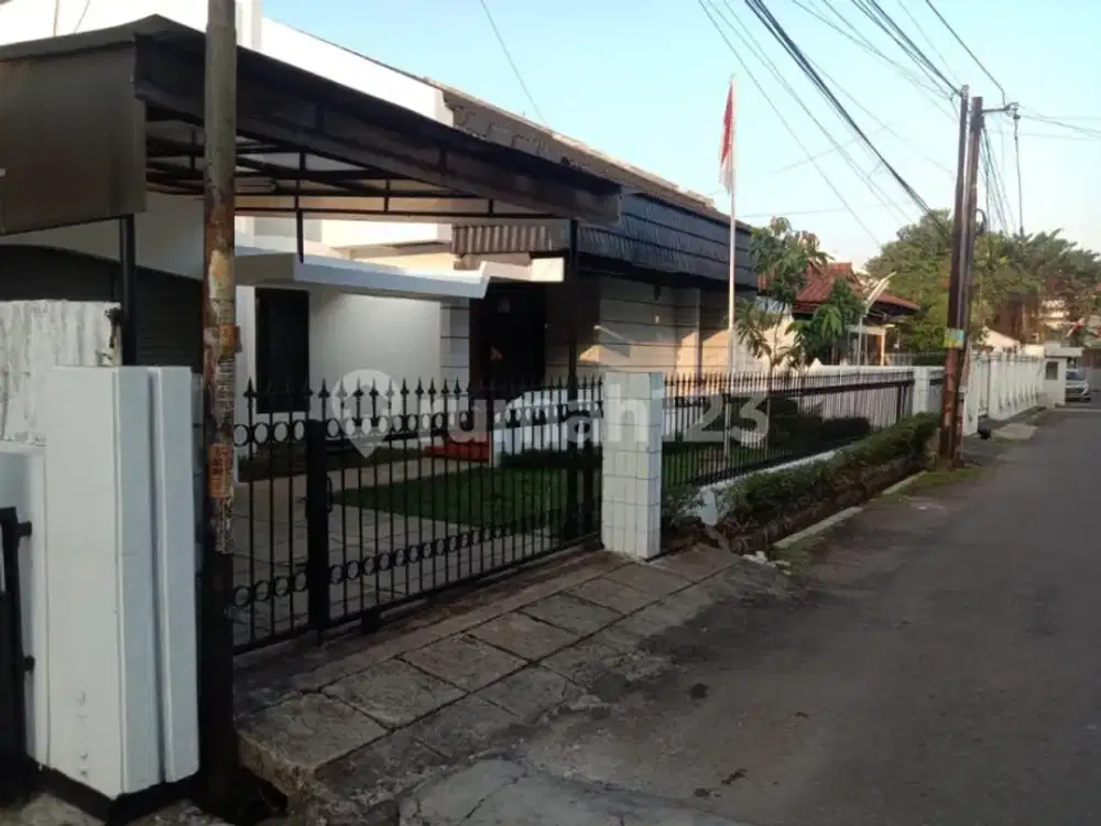 Rumah Lama Terawat di Turanga Buahbatu Bandung Kota