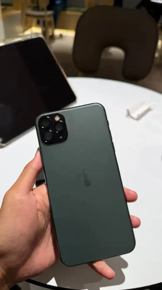 iPhone 11 promax 64gb iBox