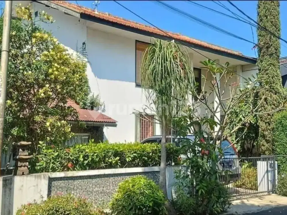 Rumah Bagus Siap Huni di Sarijadi Bandung