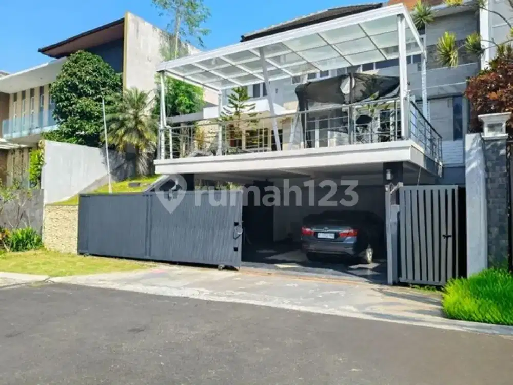 Rumah di Setra Duta Dekat Maranatha Pasteur Bandung