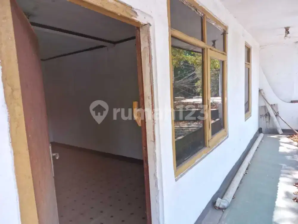 Rumah Usaha Ruko Jalan Utama Karapitan Bandung