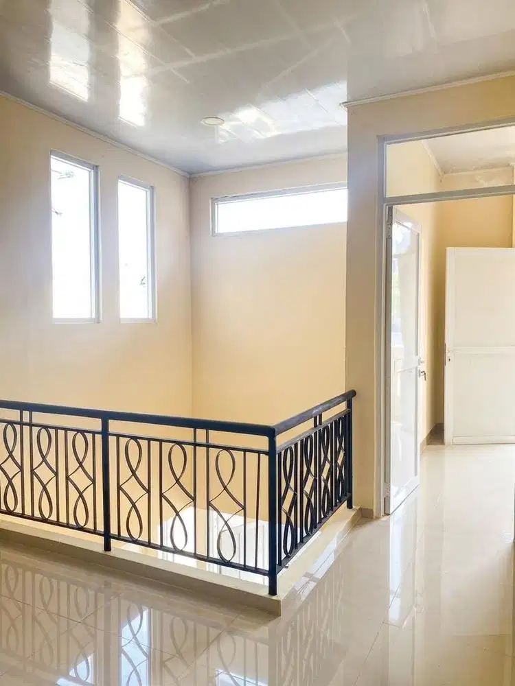 Turun Harga !Dijual Rumah Siap Huni Sudah Renov di Kota Wisata Cibubur