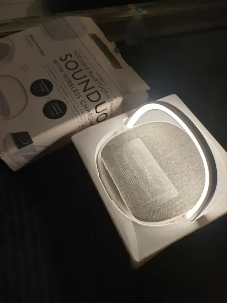 Speaker Bluetooth Portable SOUNDJO Wireless Charging + LED Light