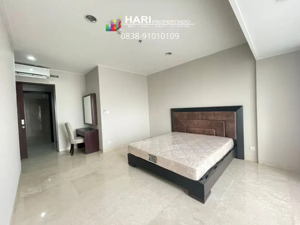 FOR RENT/SALE Apartment Ciputra Wolrd 1 The Residence Ascott Kuningan My Home 3BR - Lux Furnished Close to MRT LRT Busway