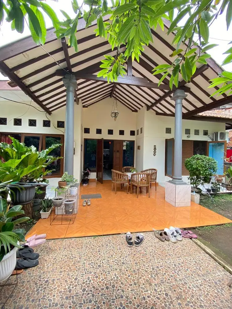 Dijual Rumah di Jalan Dewi Sartika dekat Bakmi Golek, Cawang Jaktim